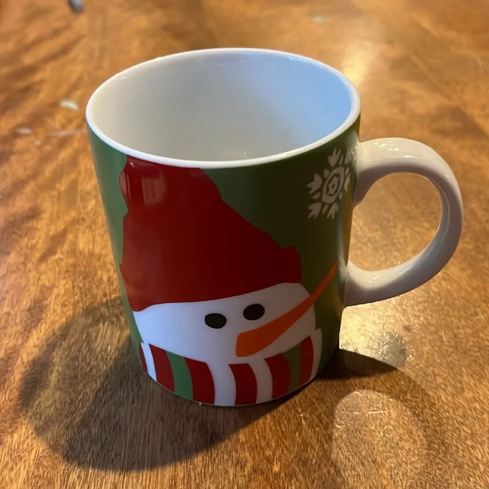 Crate & Barrel Ceramic Snowman Mug green NWT 12 ounces